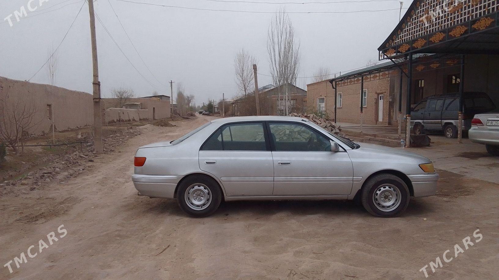 Toyota Corona 1997 - 75 000 TMT - Гурбансолтан Едже - img 1