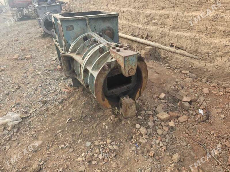 Kerpic zawod press - Baýramaly - img 1