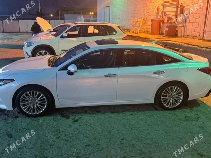 Toyota Avalon 2018 - 500 000 TMT - Туркменбаши - img 1