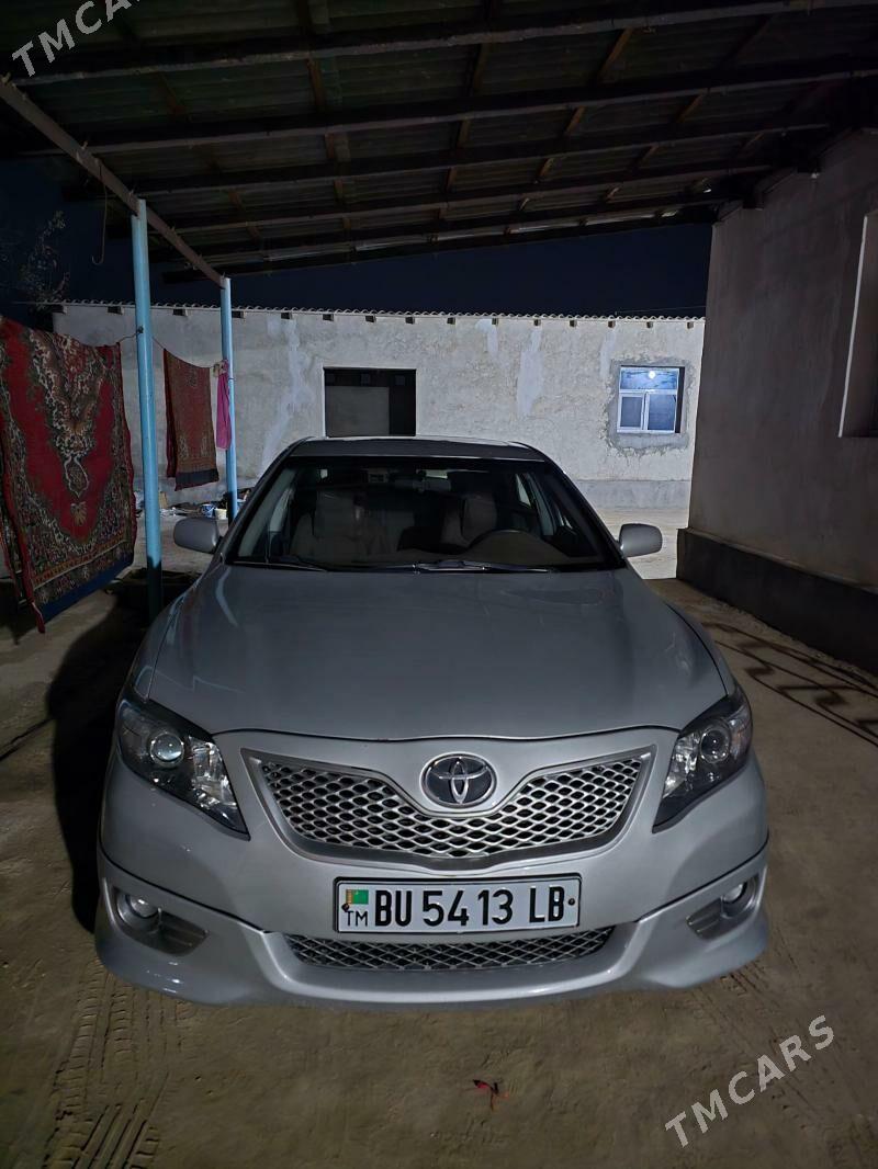 Toyota Camry 2010 - 255 000 TMT - Достлук - img 1