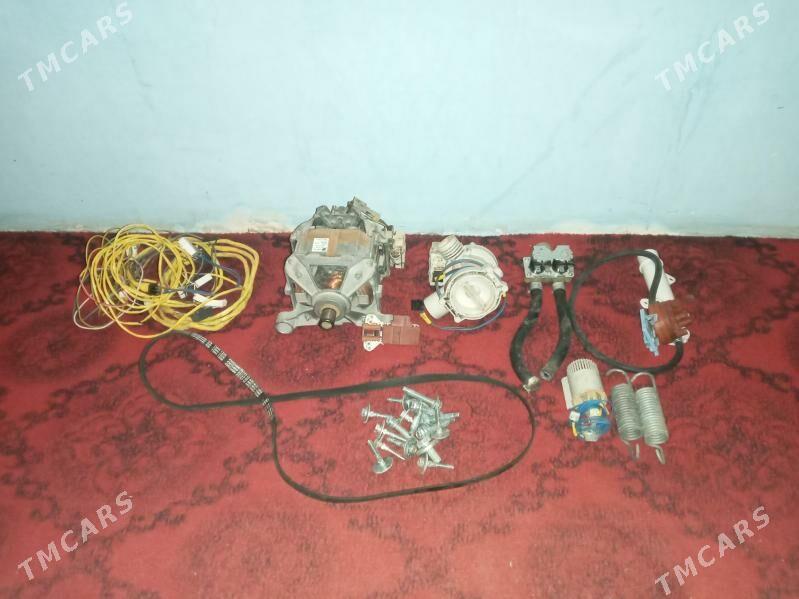 ŞRUPVOY.DREL.WE.VESTEL.6.K. - Гурбансолтан Едже - img 1