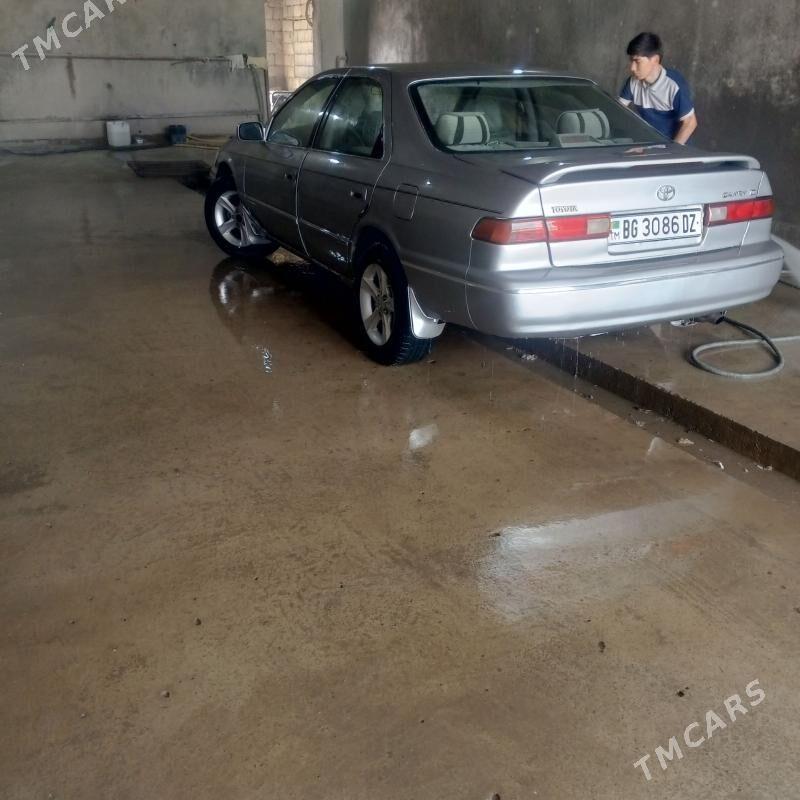 Toyota Camry 1997 - 140 000 TMT - Şabat etr. - img 1
