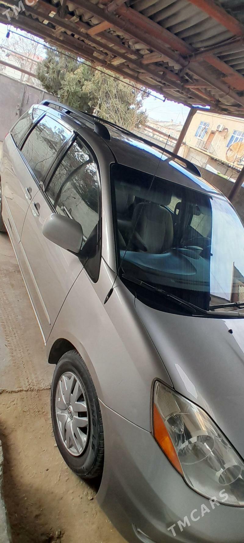 Toyota Sienna 2007 - 260 000 TMT - Hazar - img 1