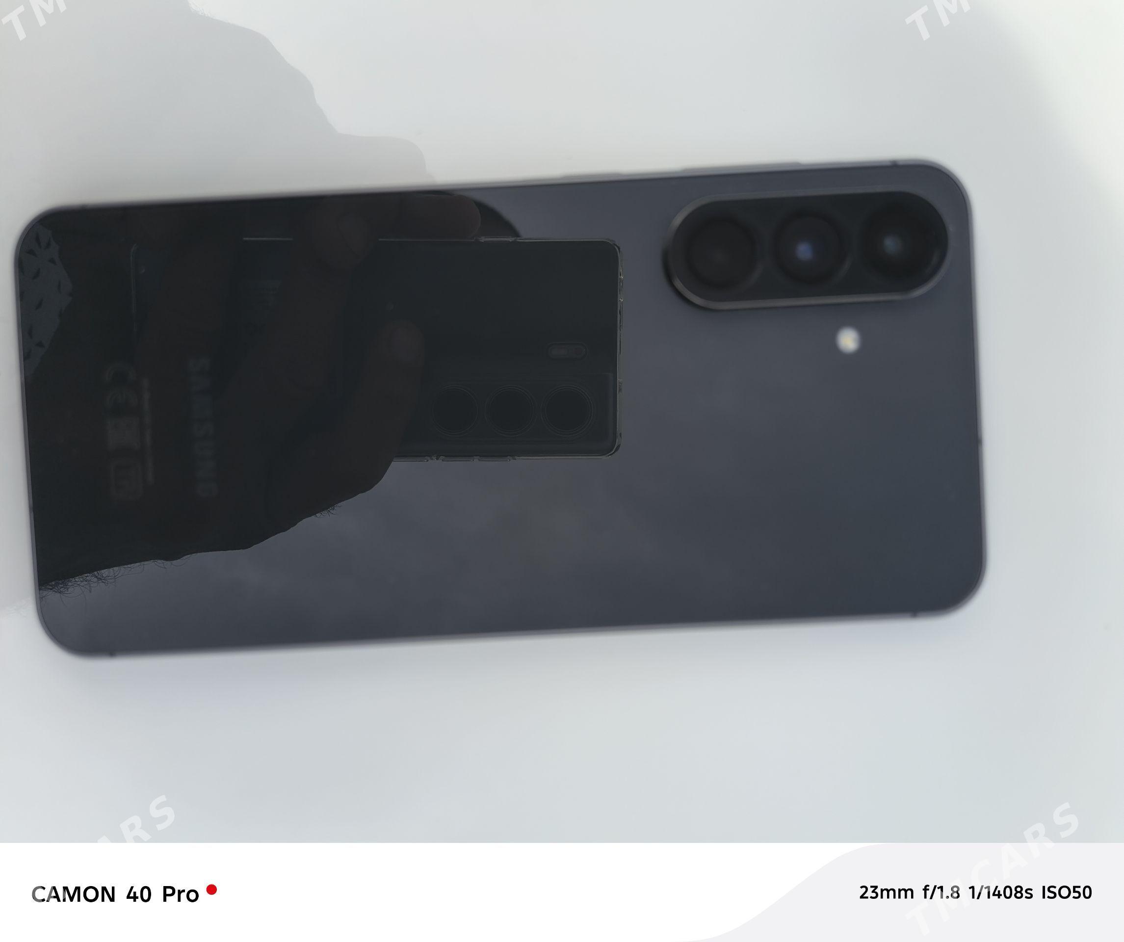 SAMSUNG A56 - Мир 2 - img 1