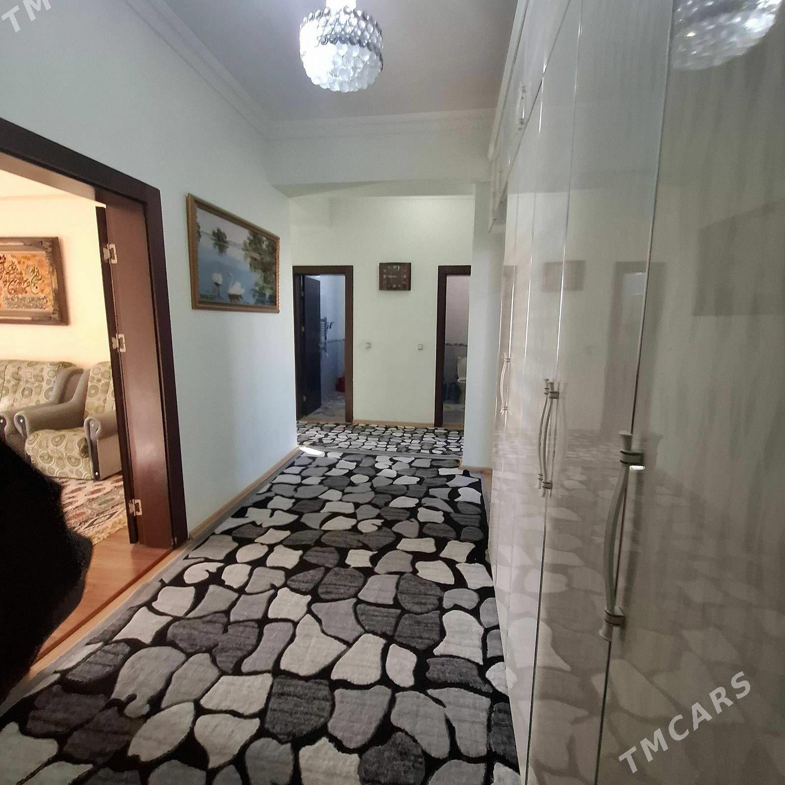 Таслама 4 ком 3 этаж 112 м2 - Кëши - img 1