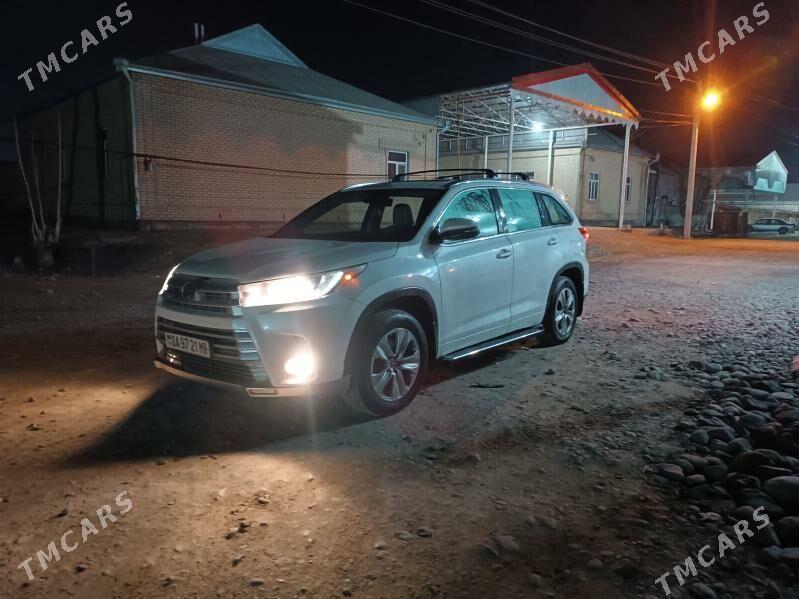 Toyota Highlander 2019 - 460 000 TMT - Sakarçäge - img 1