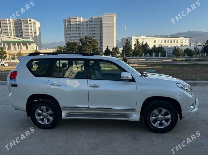 Toyota Land Cruiser Prado 2011 - 555 000 TMT - ул. Подвойского (Битарап Туркменистан шаёлы) - img 1