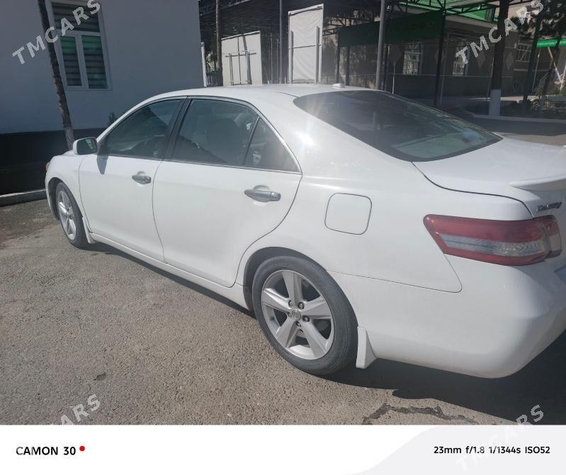 Toyota Camry 2011 - 180 000 TMT - Багир - img 1