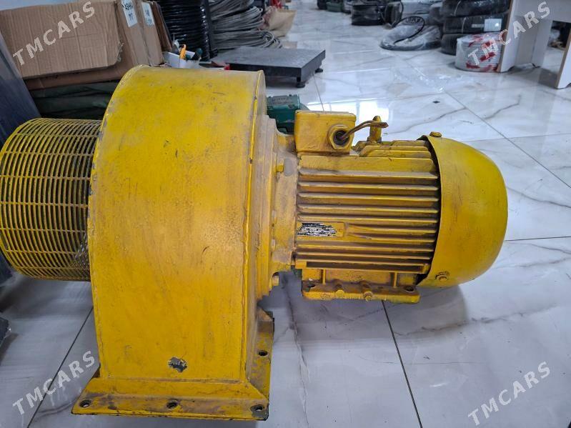 Ulytka dwigitel 11kw 3000 A - Mary - img 1