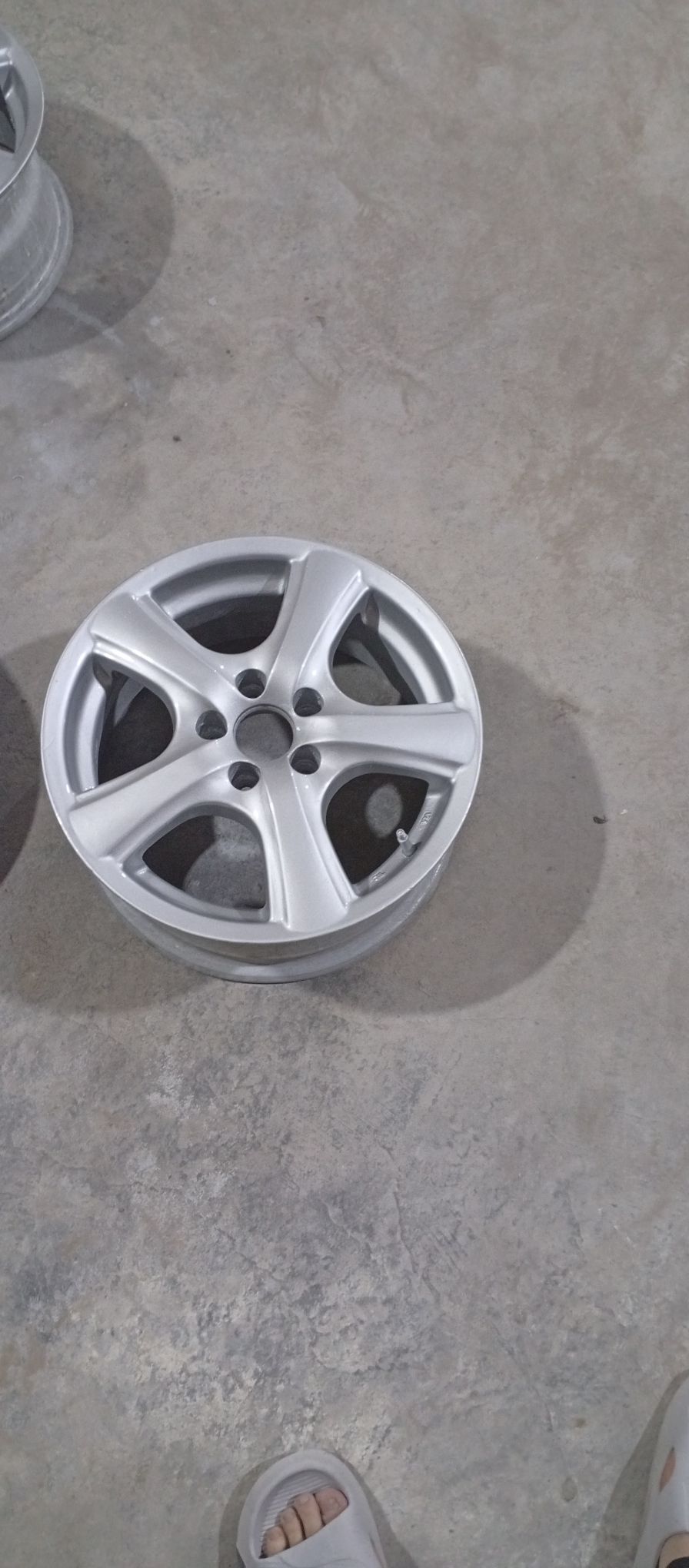 15 lik diska 2 000 TMT - Gurbansoltan Eje - img 1