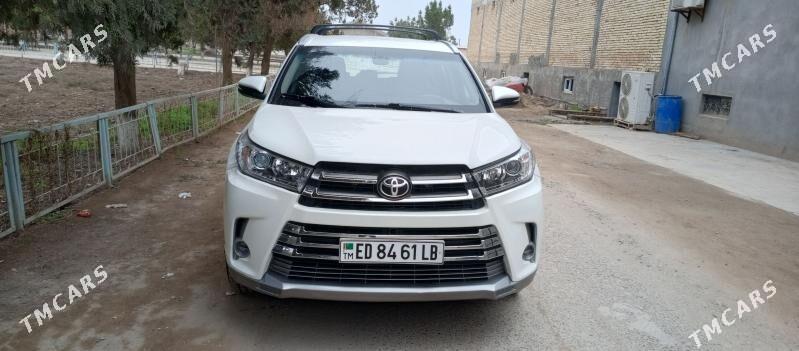 Toyota Highlander 2019 - 395 000 TMT - Керки - img 1