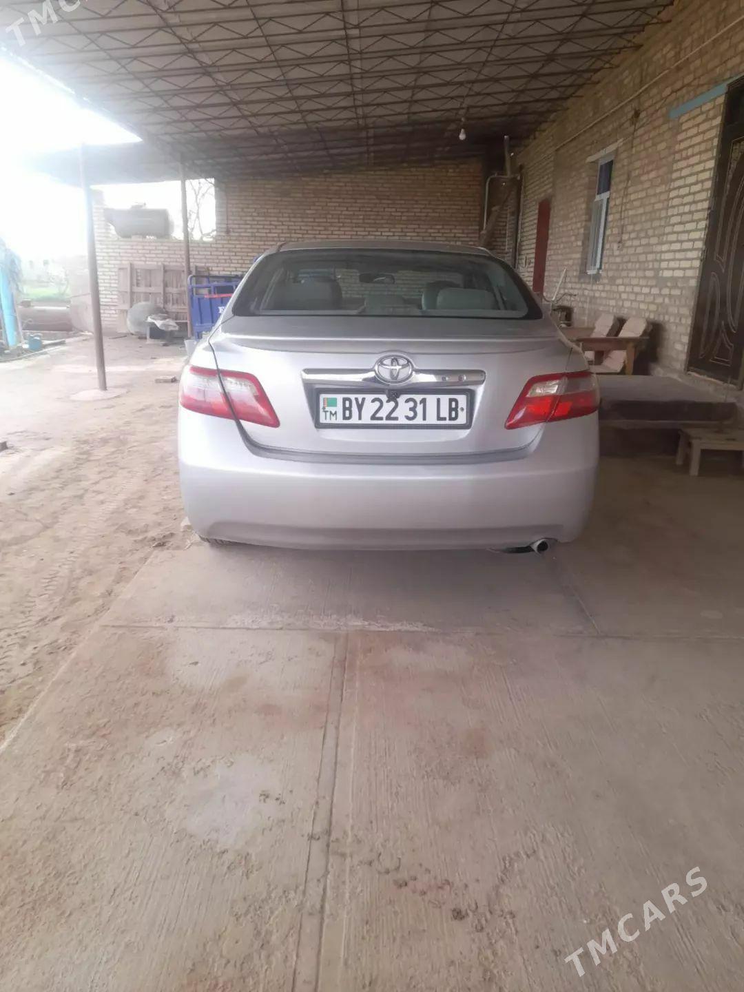 Toyota Camry 2008 - 160 000 TMT - Халач - img 1