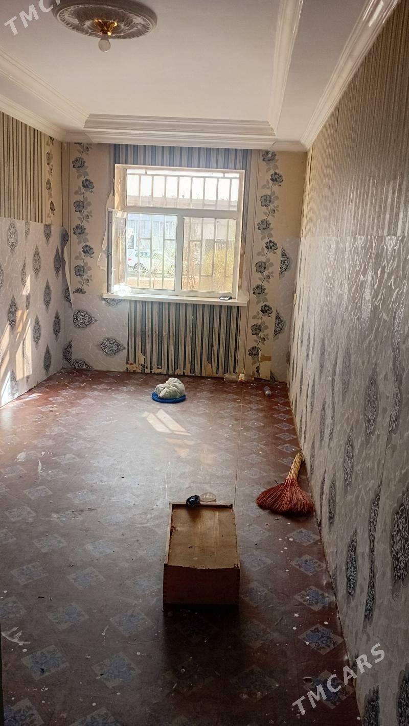 Satlyk 2 komnt - Туркменабат - img 1