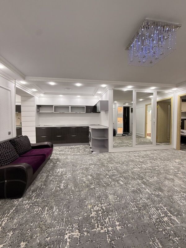 Şewcenko 3 komnat - 1 мкр - img 1