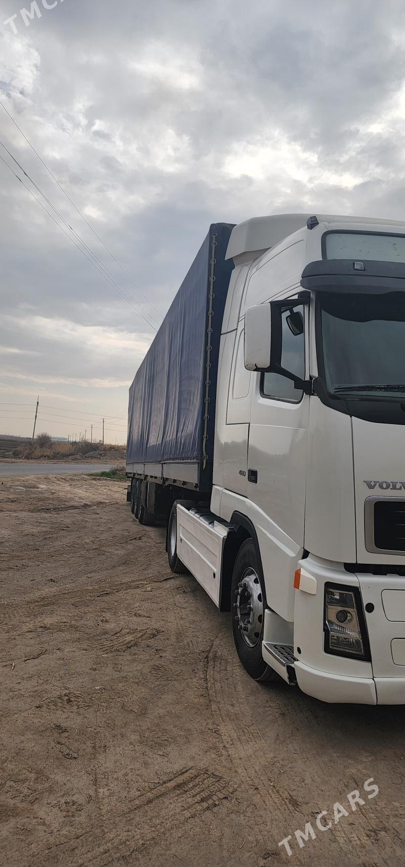 Volvo FH 460 2003 - 700 000 TMT - Çärjew - img 1