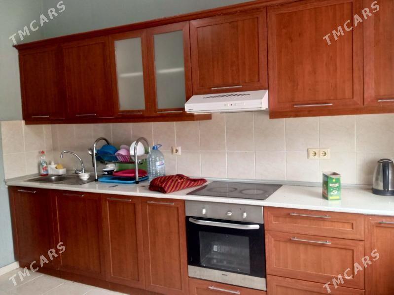 gapy mebel - Sowetskiý köç. (Garaşsyzlyk şaýoly) - img 1