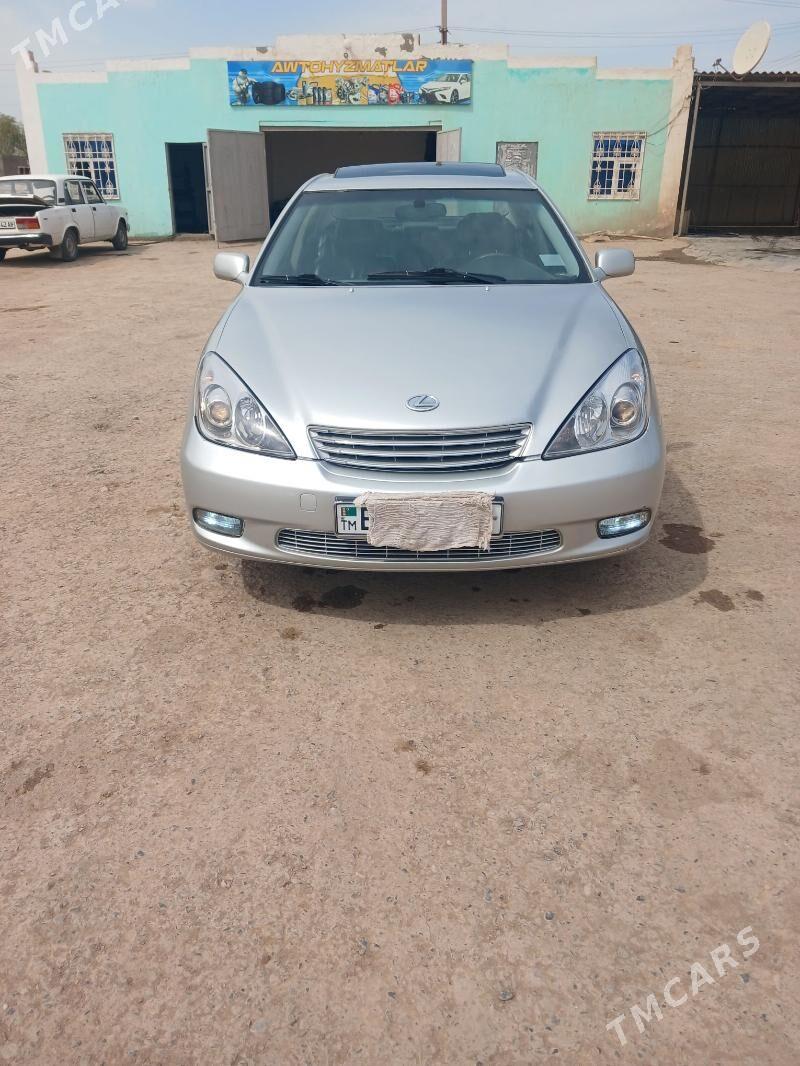 Lexus ES 300 2003 - 200 000 TMT - Серахс - img 1