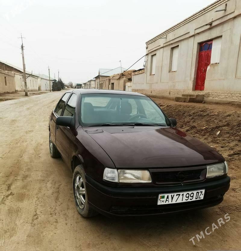 Opel Vectra 1995 - 34 000 TMT - Шабатский этрап - img 1