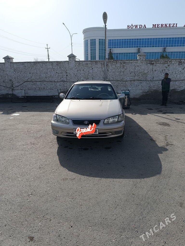 Toyota Camry 2000 - 183 000 TMT - Мары - img 1