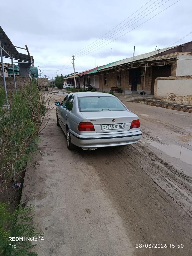 BMW E39 2000 - 100 000 TMT - Дашогуз - img 1