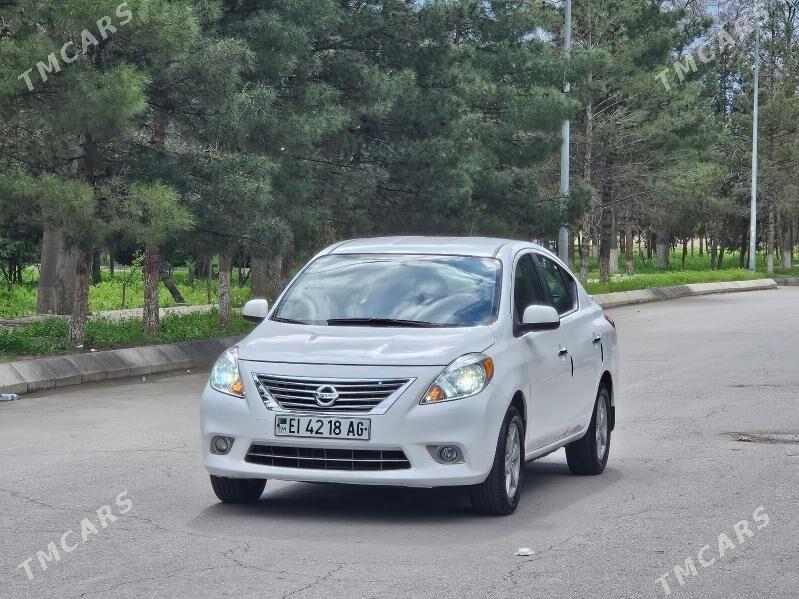 Nissan Versa 2013 - 123 000 TMT - Ашхабад - img 1