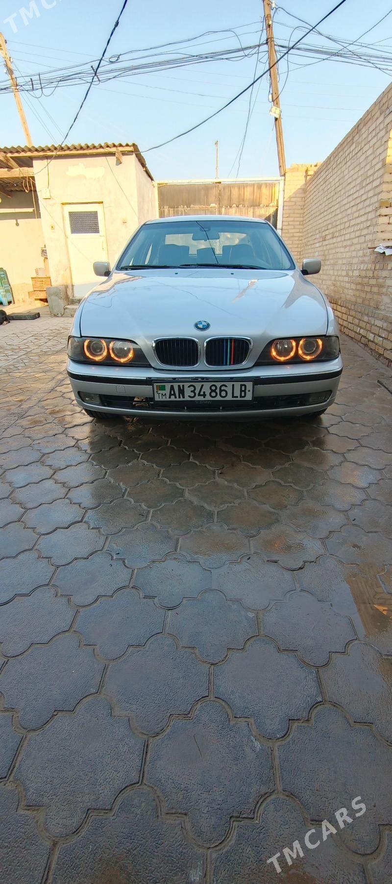 BMW 528 1998 - 110 000 TMT - Kerki - img 1