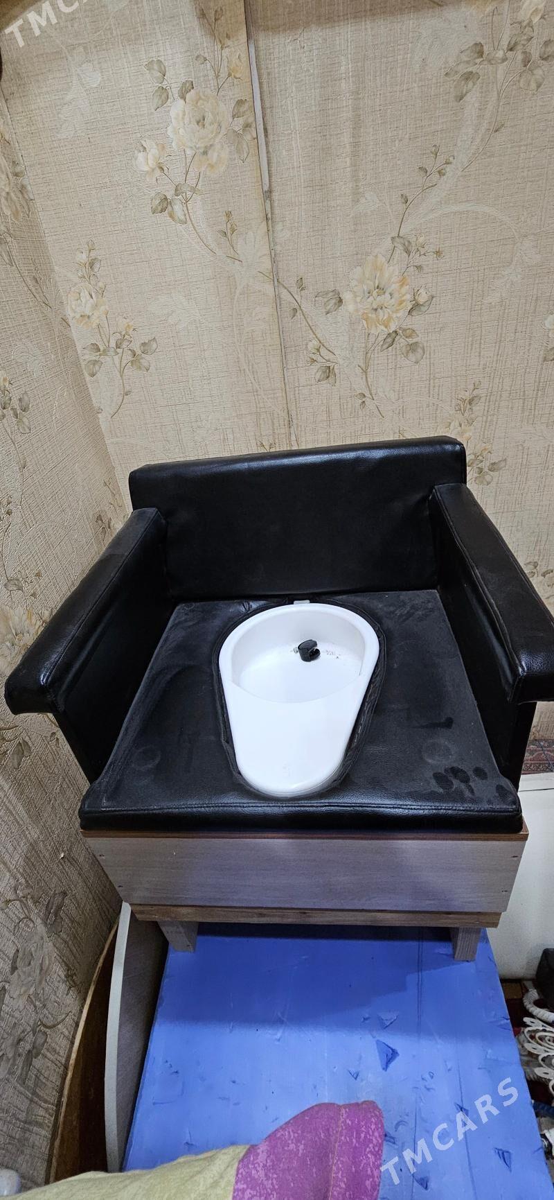 hajathanaly oturguc - Aşgabat - img 1