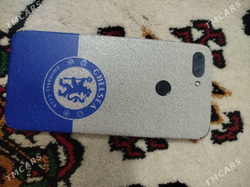 mi 8 - Seýdi - img 1