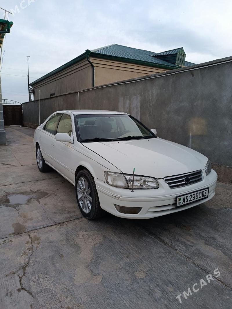 Toyota Camry 2000 - 136 000 TMT - Daşoguz - img 1