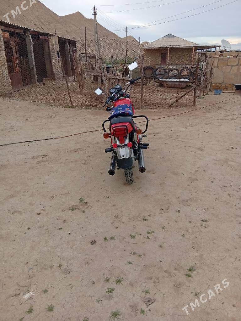 Iž Ýupiter 2025 - 15 000 TMT - Etrek - img 1