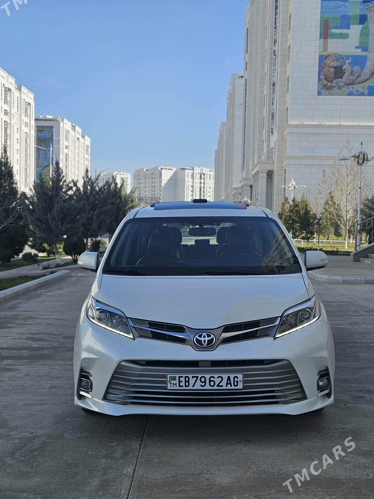 Toyota Sienna 2017 - 490 000 TMT - Ашхабад - img 1