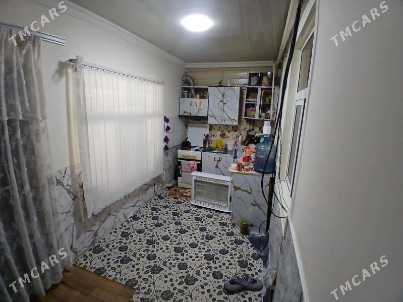 Titow - Mary - img 1