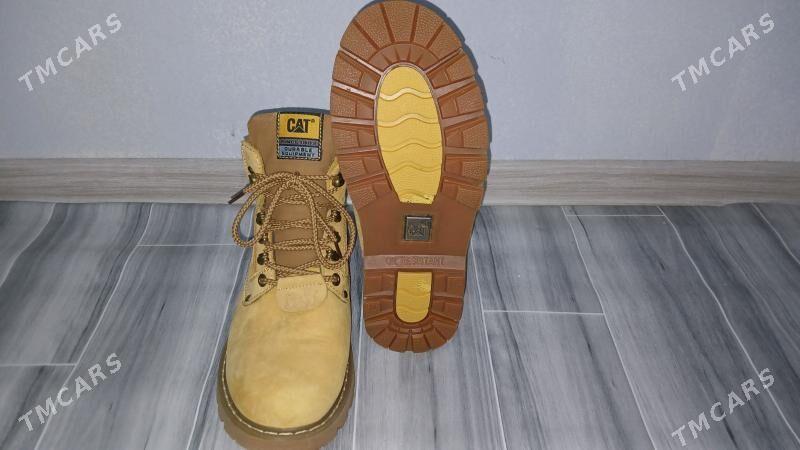 sary reňkli CATERPILLAR boty - Türkmenbaşy - img 1