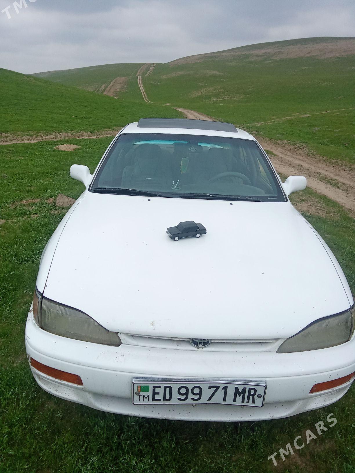 Toyota Camry 1995 - 90 000 TMT - Тагтабазар - img 1