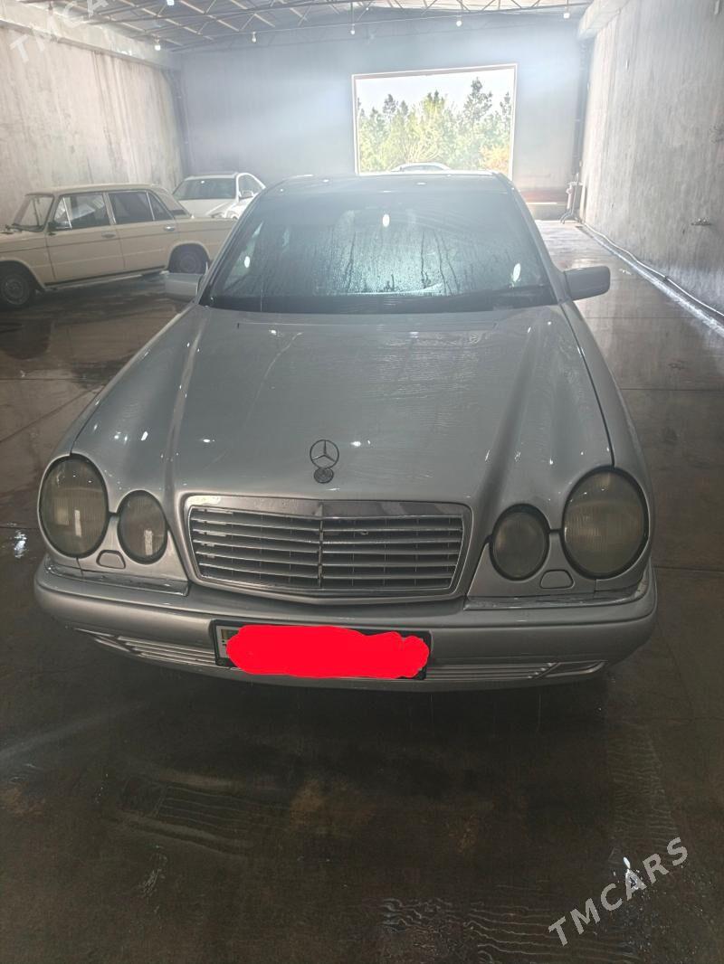 Mercedes-Benz C320 1999 - 85 000 TMT - Туркменбаши - img 1