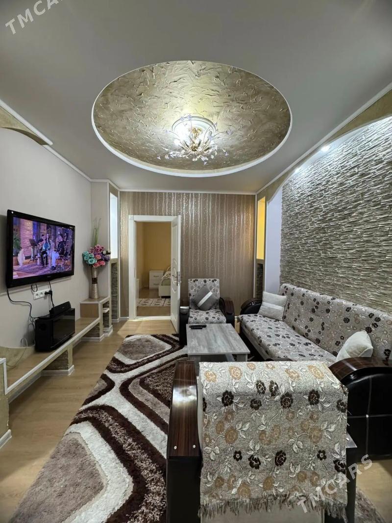 Мир 4 2 этаж 3+ 1 ком - Parahat 4 - img 1