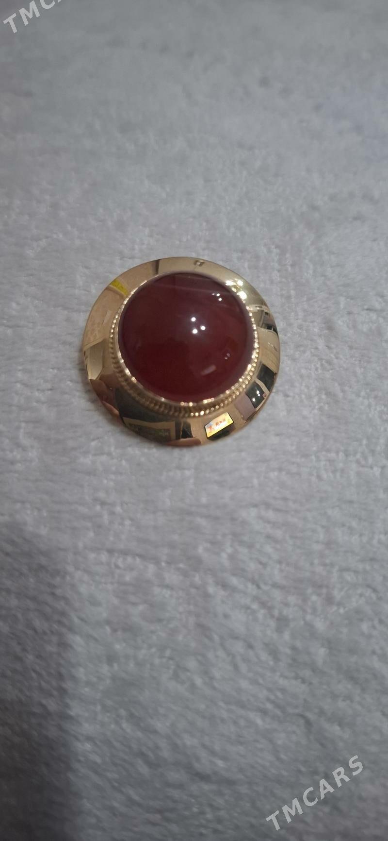 kumus gyzyl caylan broska - Ашхабад - img 1