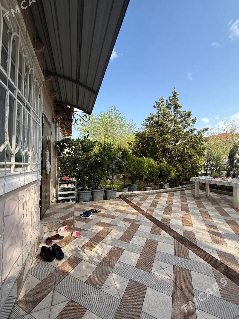 10 Mkr 1 Etaz Gyssagly - 30 мкр - img 1