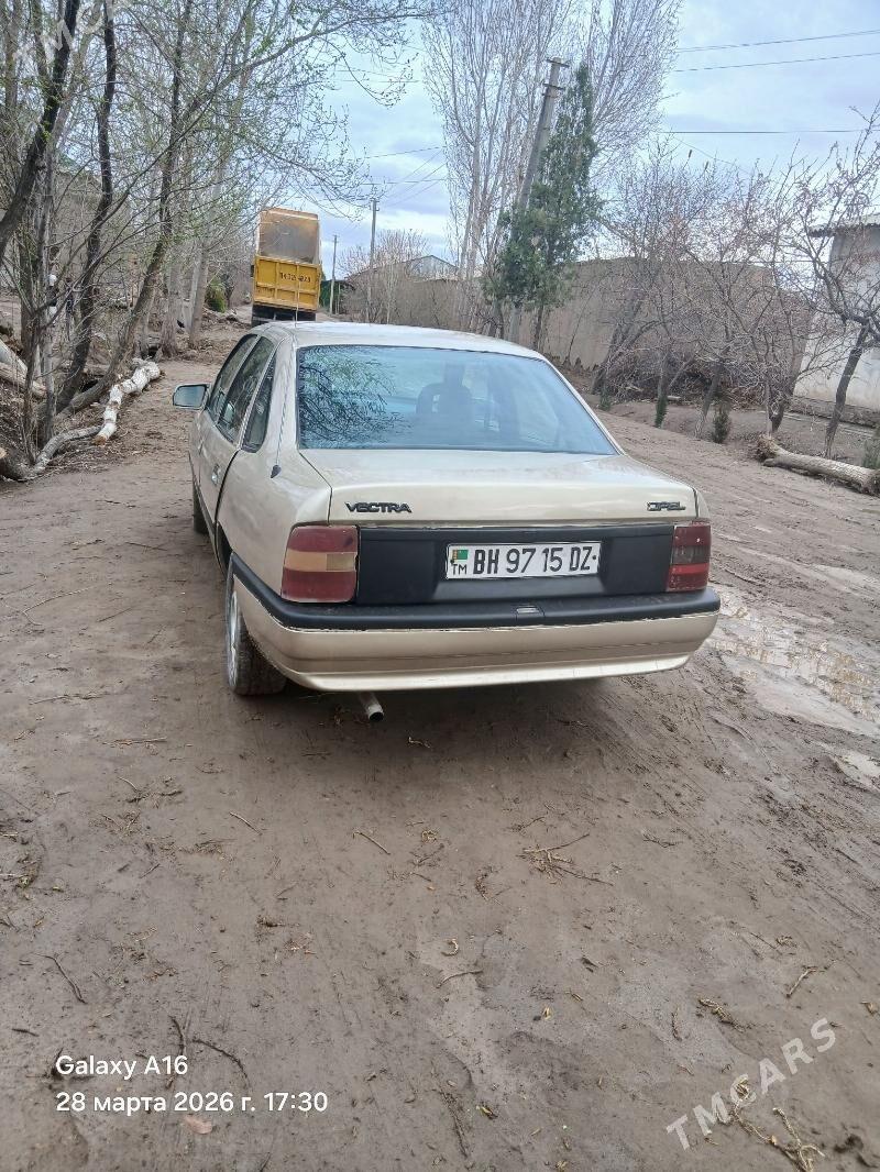 Opel Vectra 1990 - 35 000 TMT - Gurbansoltan Eje - img 1