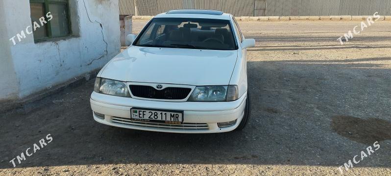 Toyota Avalon 1995 - 140 000 TMT - Sakarçäge - img 1