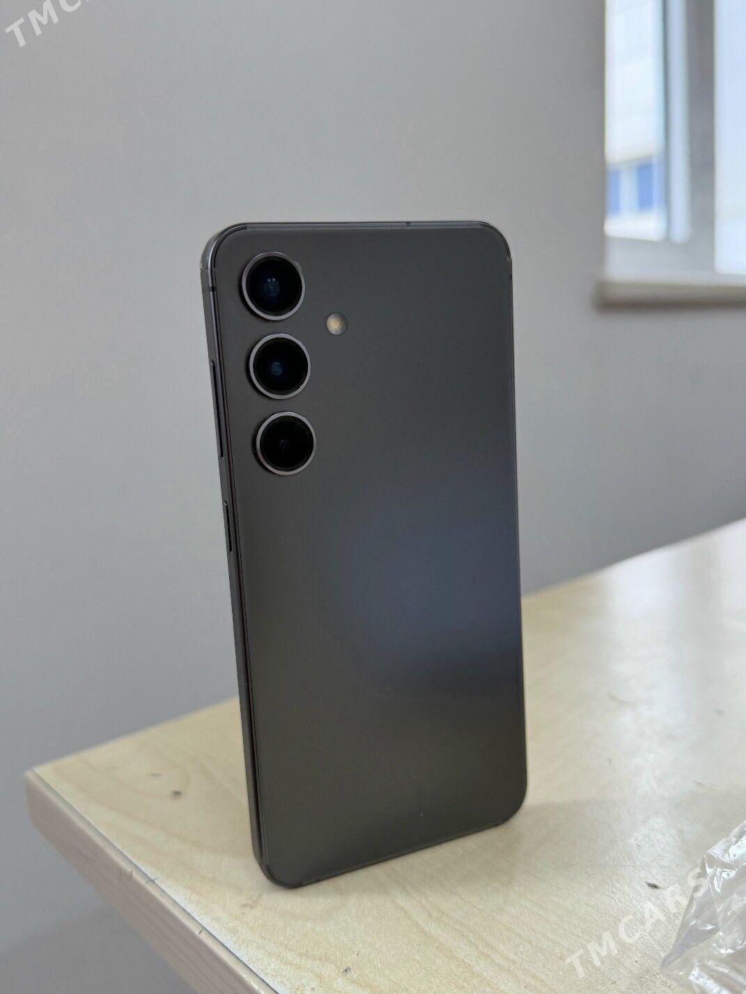 Samsung S24 - Büzmeýin - img 1