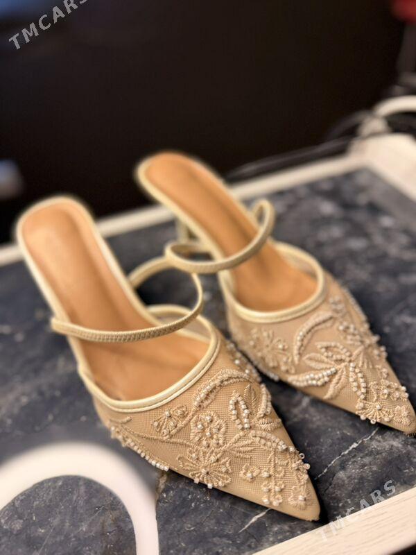 Шлепки ZARA - Мары - img 1