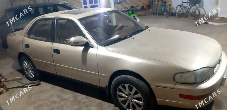 Toyota Camry 1994 - 142 000 TMT - Dänew - img 1