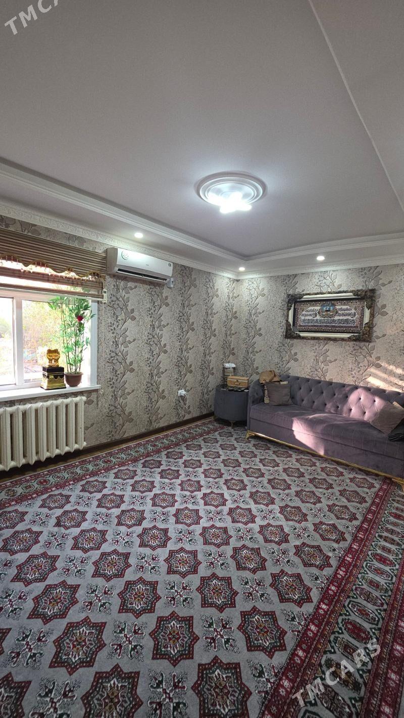 2et 2kom panel Magdan aptek - Мары - img 1