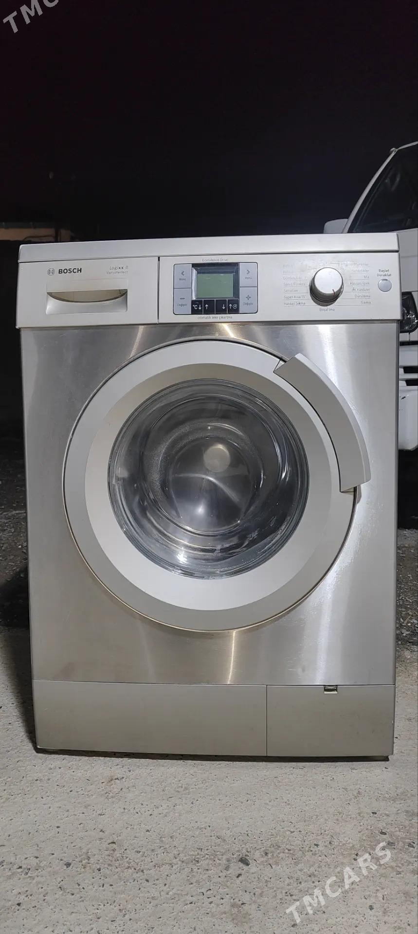 Bosch Logixx8 Kir masyn - Garadamak - img 1