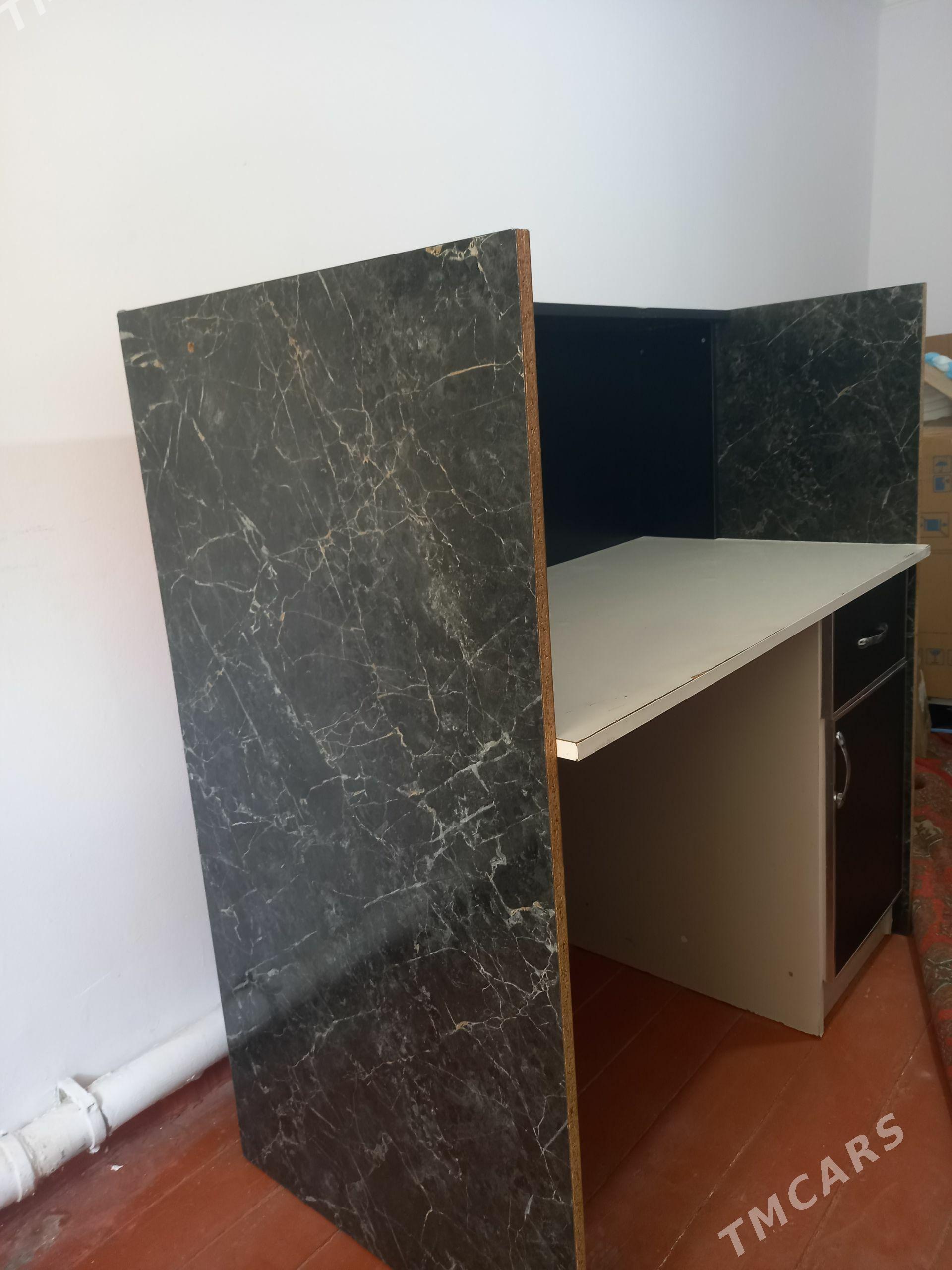 stol - 5 mkr - img 1