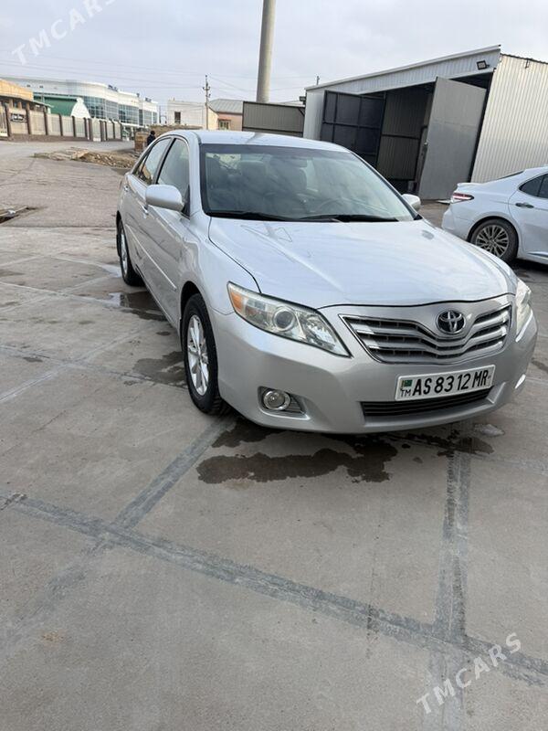Toyota Camry 2011 - 235 000 TMT - Мары - img 1