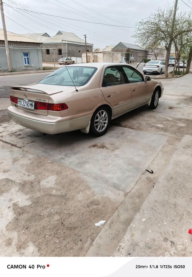 Toyota Camry 2001 - 220 000 TMT - Байрамали - img 1