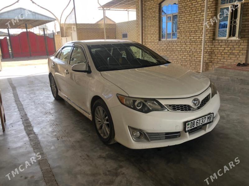 Toyota Camry 2012 - 195 000 TMT - Мары - img 1
