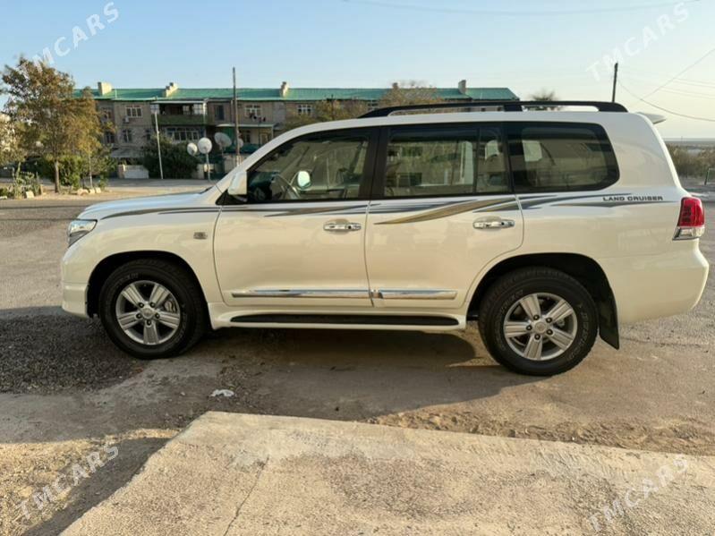 Toyota Land Cruiser 2008 - 1 020 000 TMT - Türkmenbaşy - img 1